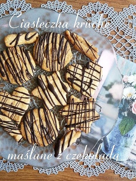 Kruche maślane ciasteczka z czekoladą