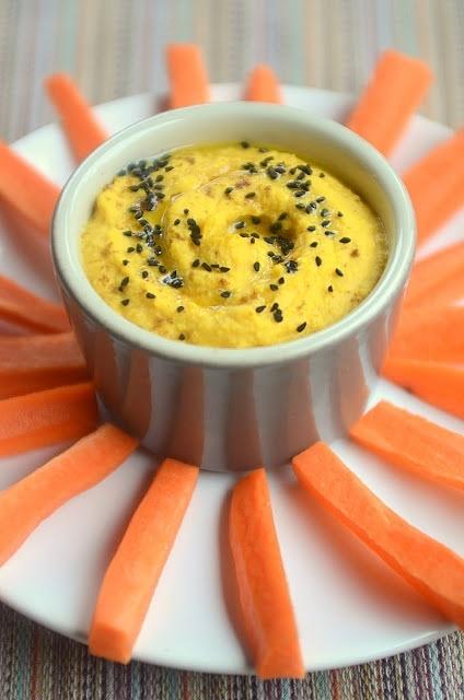 Hummus marchewkowy