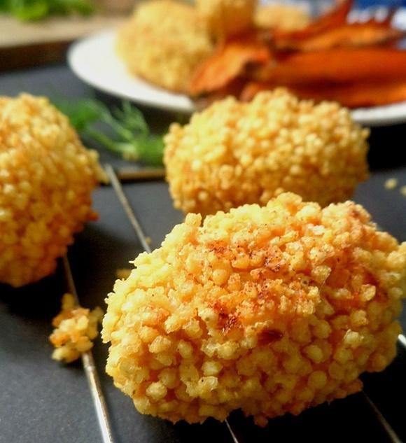 Proste i pyszne nuggetsy z tofu i cieciorki w kaszy jaglanej