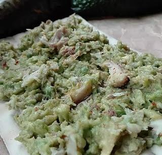 Pasta z awokado i wędzonej makreli