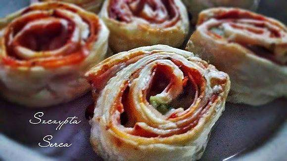 Pizzerinki z ciasta francuskiego