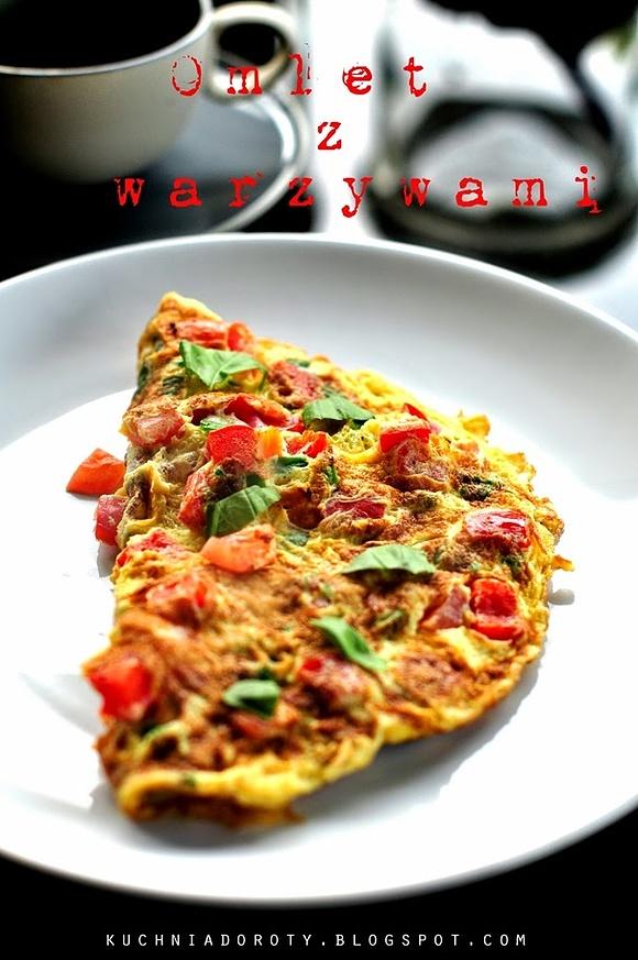 Omlet z warzywami lekki na śniadanie
