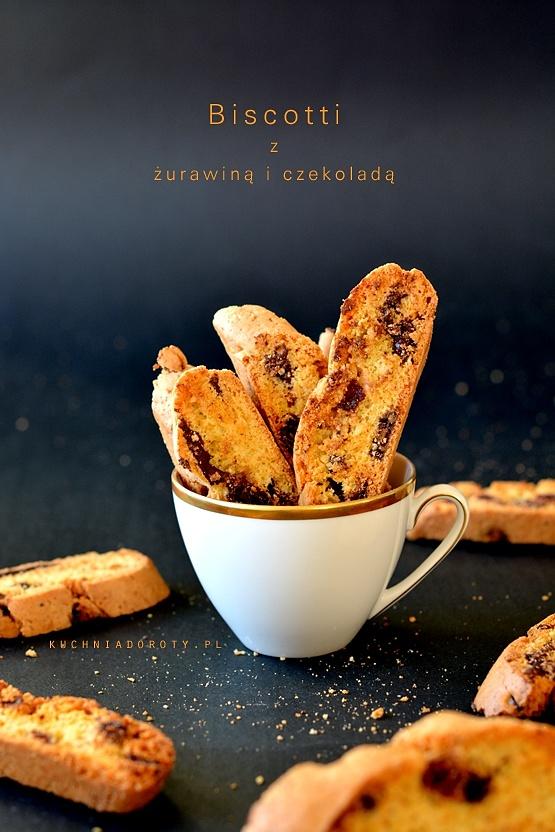 Biscotti z żurawiną i gorzką czekoladą