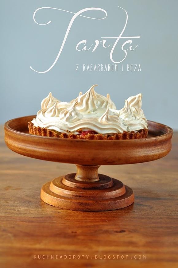 Tarta z rabarbarem i bezą