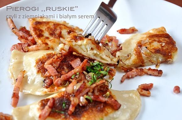 Pierogi ruskie z ziemniakami i serem