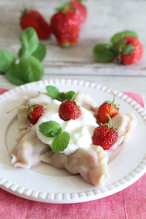 Pierogi z truskawkami