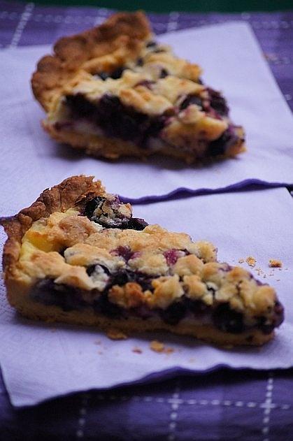 Tarta z budyniem i jagodami