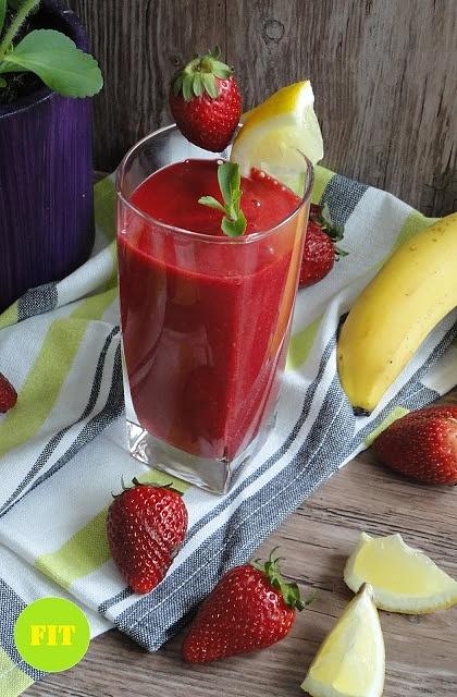 Smoothie truskawkowo-malinowe z imbirem