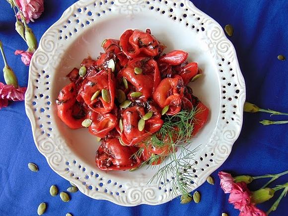 Tortelloni z sosem botwinkowo-śmietanowym