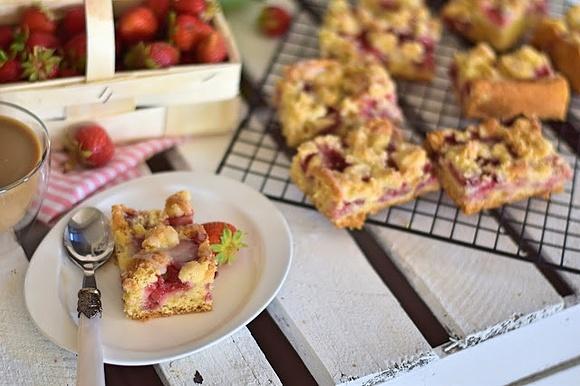Ciasto truskawkowe z kruszonką
