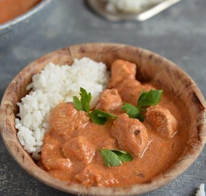 Butter chicken - indyjskie danie z kurczaka w maślanym sosie