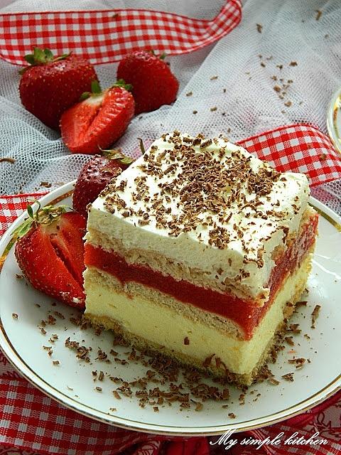 Ciasto z truskawkami bez pieczenia