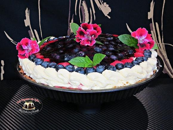 Tarta z borówką amerykańską i kremem budyniowym