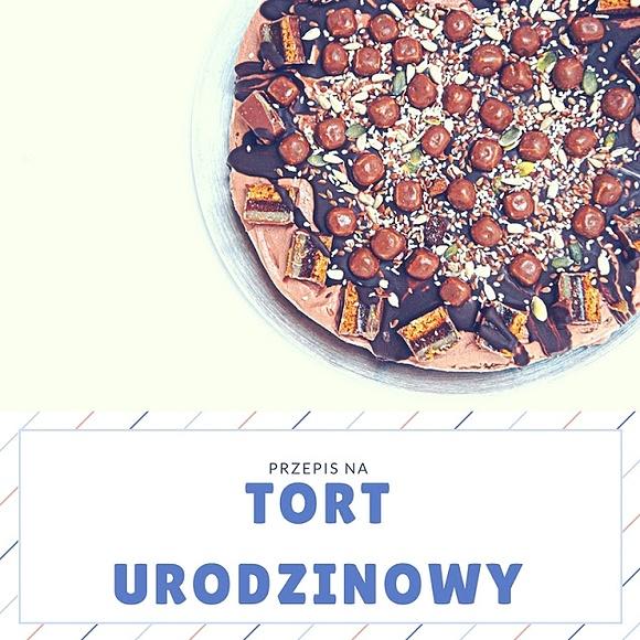 Mocno czekoladowy tort urodzinowy