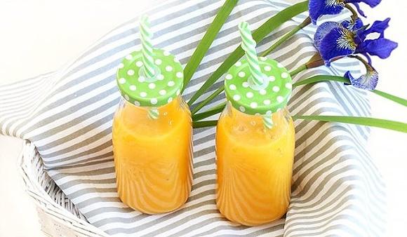 Smoothie mango-ananas