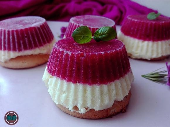 Truskawkowe muffinki bez pieczenia