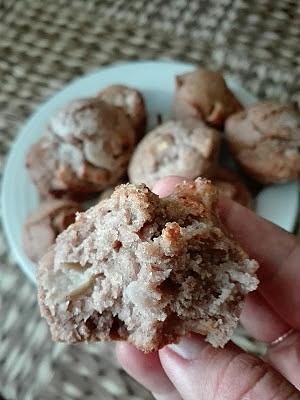 Gryczane muffinki z jabłkami