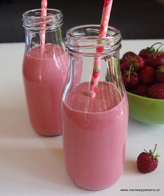 Koktajl truskawkowy z kaszą jaglaną