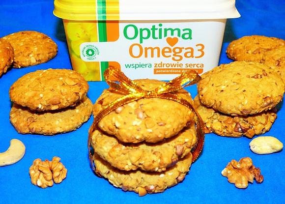Owsiane ciasteczka z orzechami i omega 3