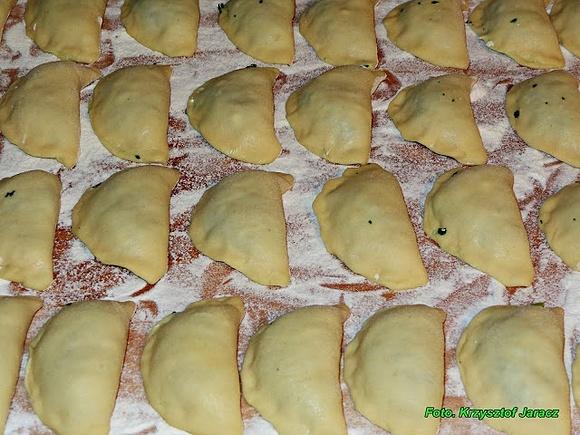 Ciasto na pierogi z jajkiem