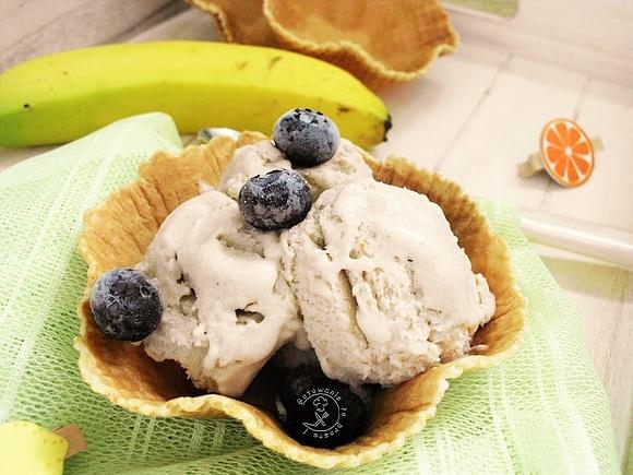 Lody śmietankowo-bananowe