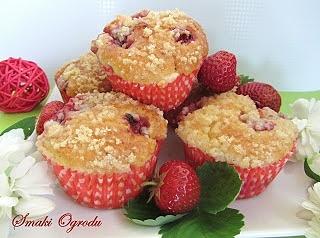Muffinki truskawkowo-serowe