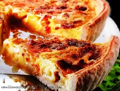 Quiche Lorraine z cebulką i chili