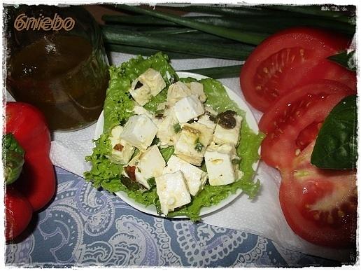 Feta marynowana w oliwie z ziołami