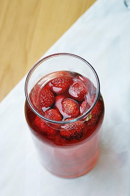 Domowy kompot z truskawek