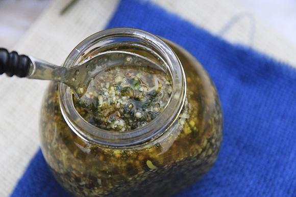 Pesto z bazylii – pesto bazyliowe