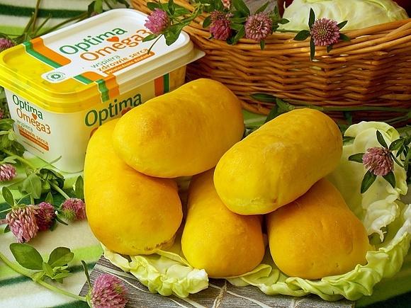 Drożdżowe krokiety z młodą kapustą