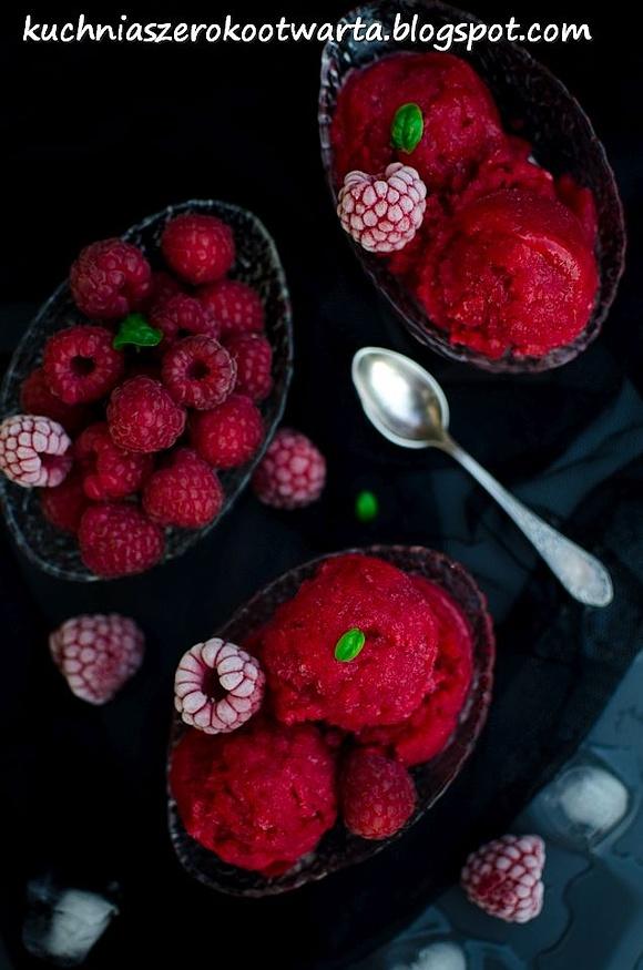 Sorbet malinowy - orzeźwiająca słodkość z malinami