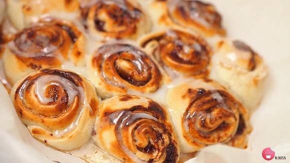 Truskawkowe rollsy