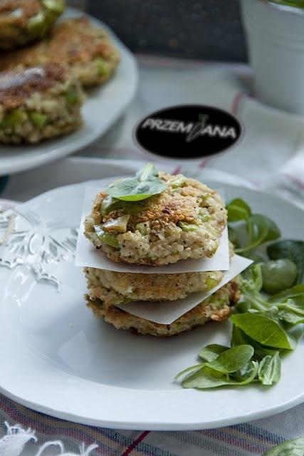 Burgery z komosy ryżowej i boku