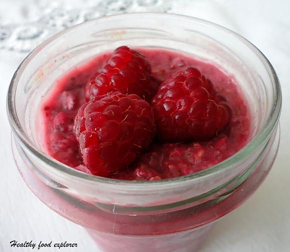Nocna owsianka malinowa