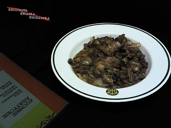 Bigos orientalny z boczniakami i kapustą pekińską