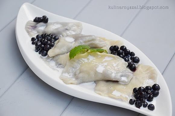 Pierogi z jagodami