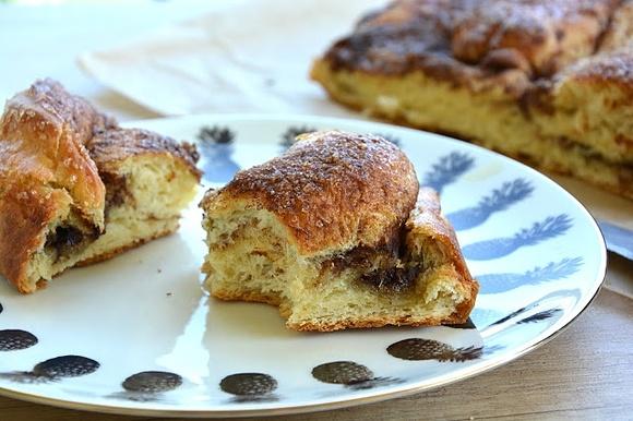 Obłędne drożdżowe ciasto cynamonowe