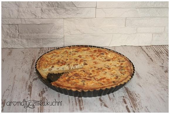 Tarta z kurkami i serkiem kozim