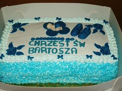 Tort okolicznościowy z kremem i frużeliną porzeczkową