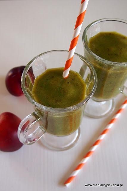 Smoothie nektarynkowe ze szpinakiem bez glutenu laktozy i cukru