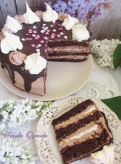 Tort czekoladowo-bezowy