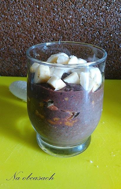 Kakaowy pudding chia na mleku sojowym