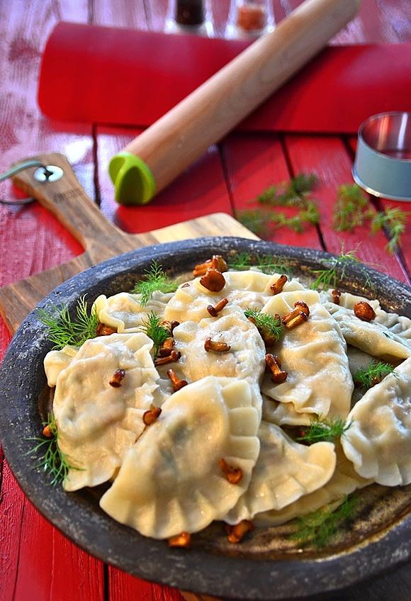 Pierogi z kurkami i fetą