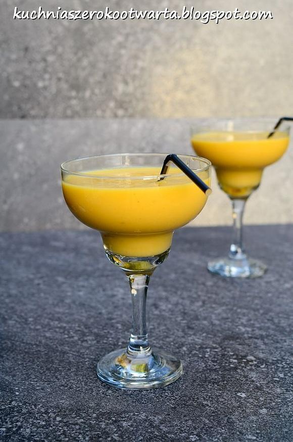 Koktajl z mango i nektarynki