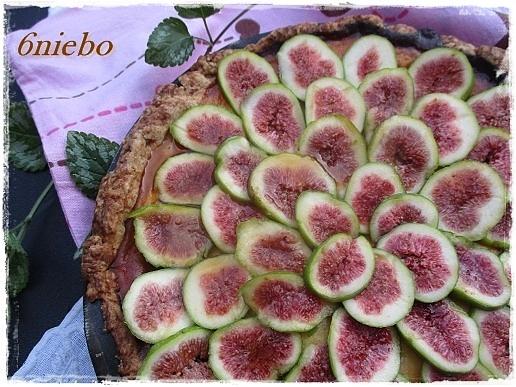 Tarta z jogurtem, kajmakiem i figami