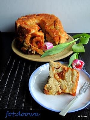 Wielosmakowa baba drożdżowa