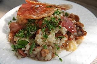 Risotto z kurkami i szynką