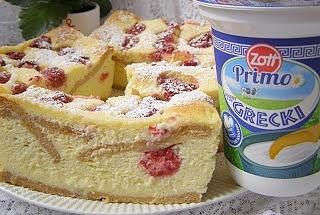 Aksamitny malinowy sernik z jogurtów greckich