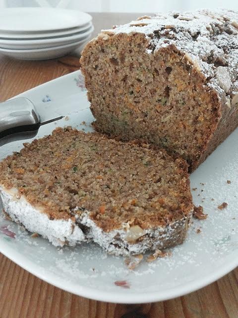 Szybkie ciasto z marchewką i cukinią